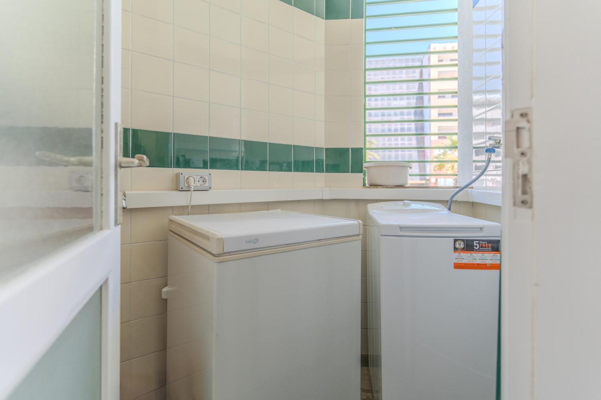 Go2Tenerife Apart Sira Family, Pool & Beach Playa de las Americas  Exterior photo